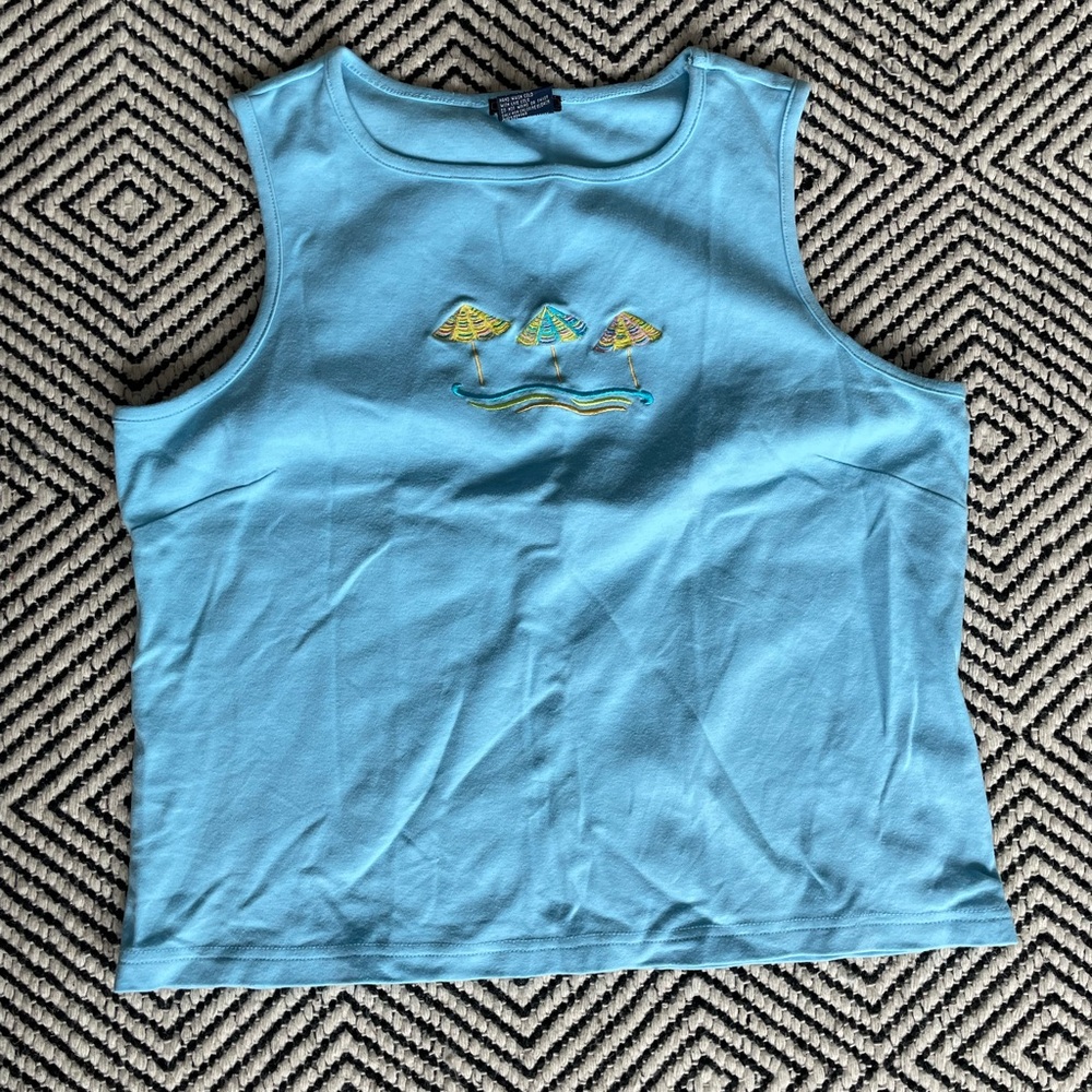 Super cute umbrellas tank